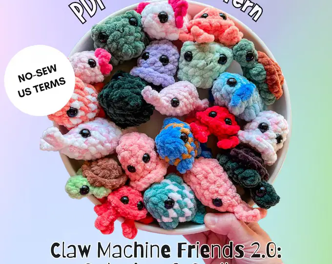 Vêtements de poupée au crochet sur un portant